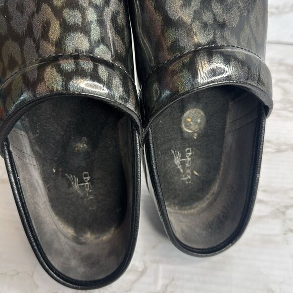 Dansko XP 2.0 Professional Patent Animal Print Slip On Clogs size 10.5 41 - Picture 11 of 13